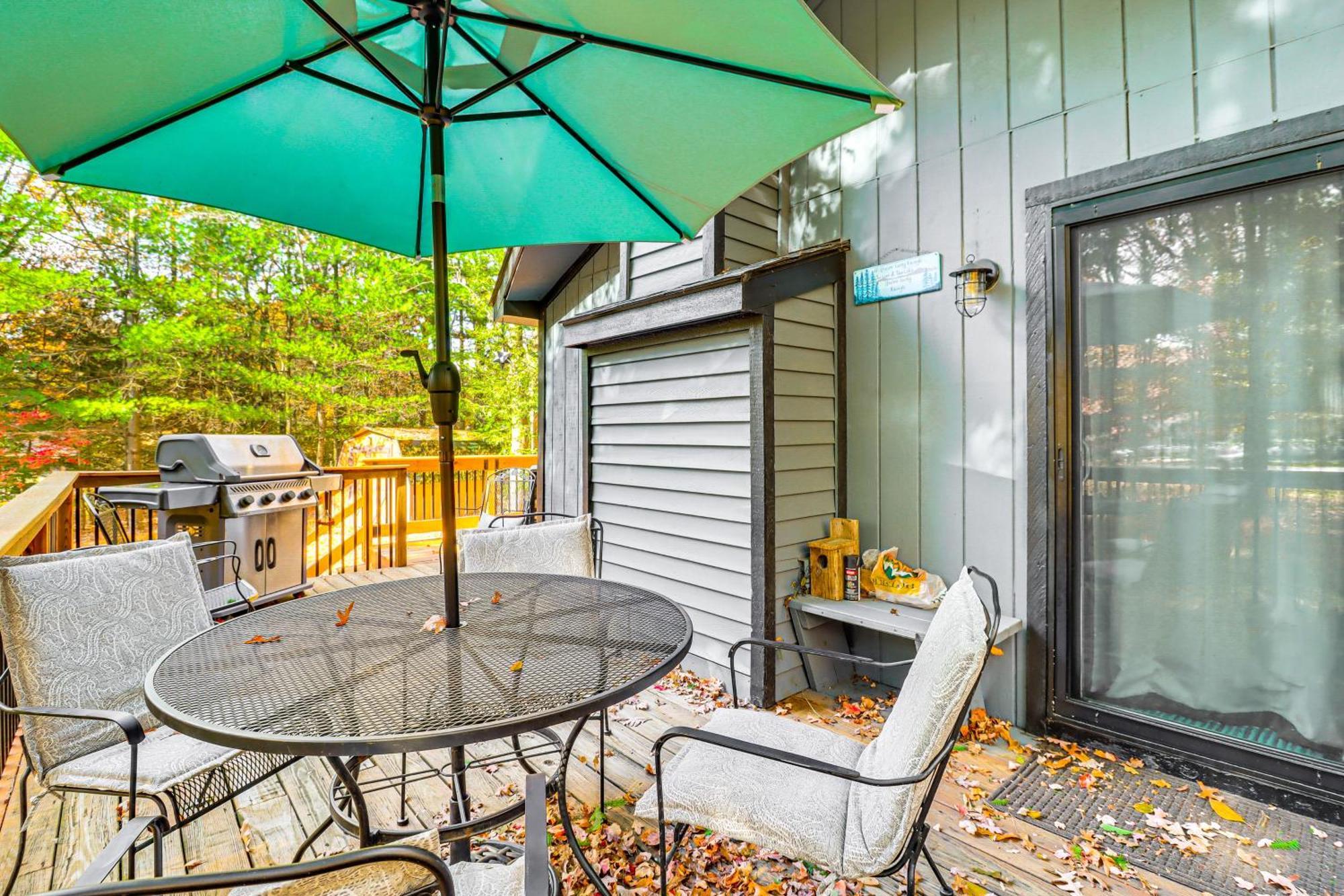 Quaint Jim Thorpe Cabin Retreat, Walk To Beach! Eksteriør bilde