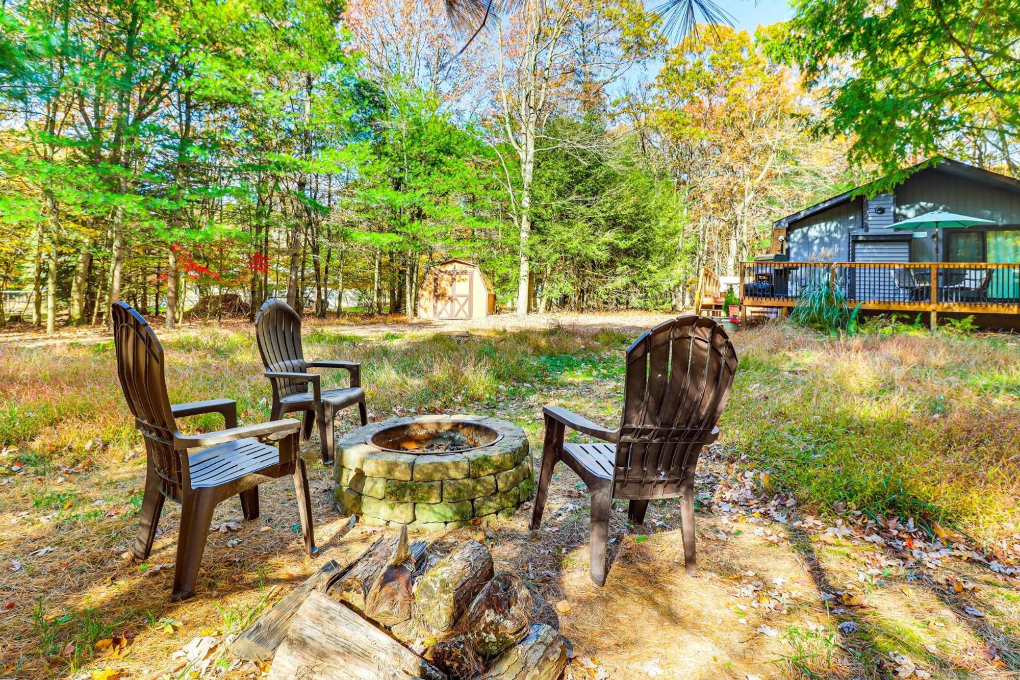 Quaint Jim Thorpe Cabin Retreat, Walk To Beach! Eksteriør bilde